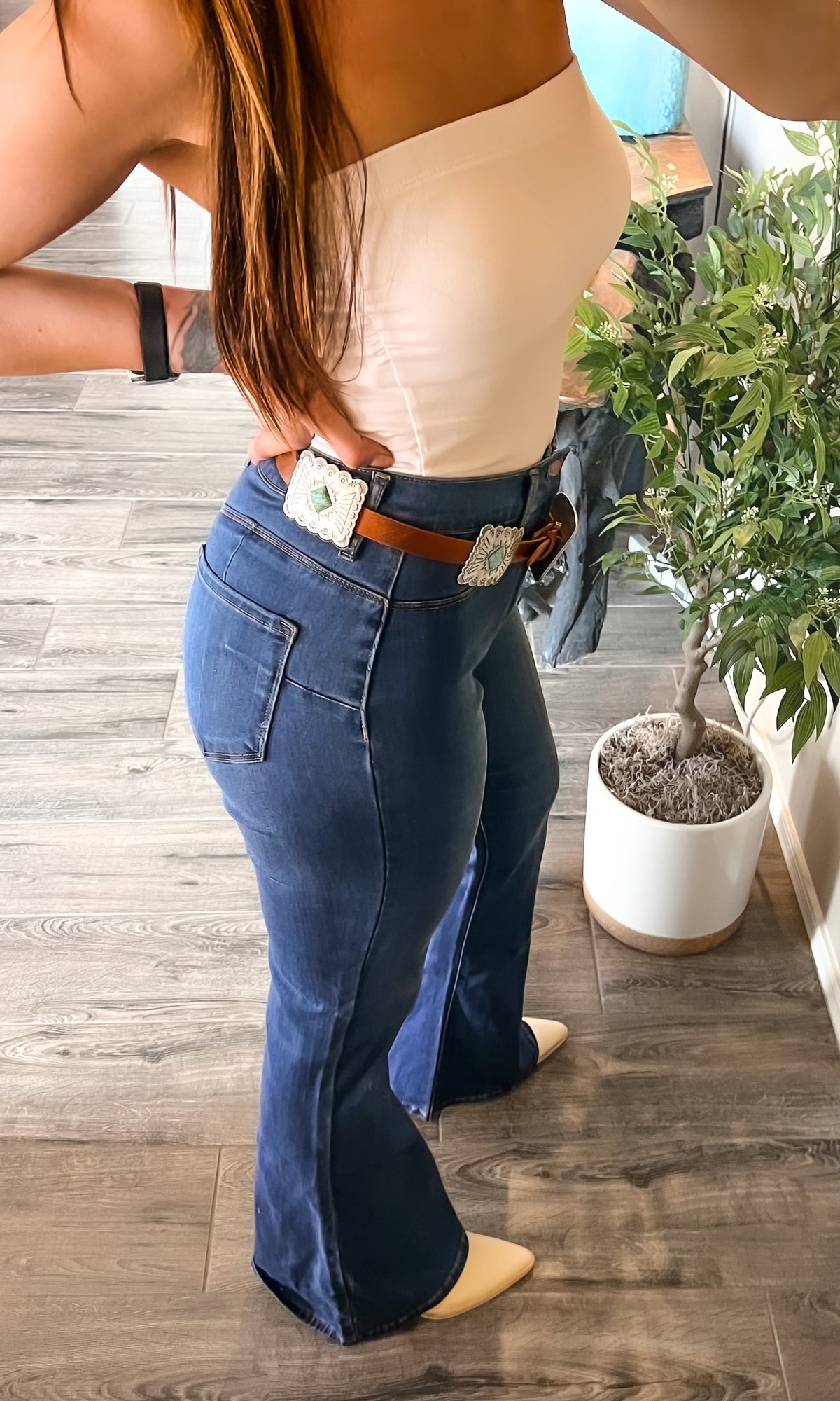 Bum Lifting High Waisted Flared Jeans