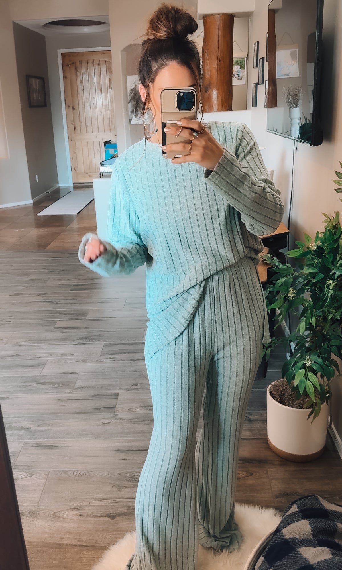 Cozy Girl Era Pants Set